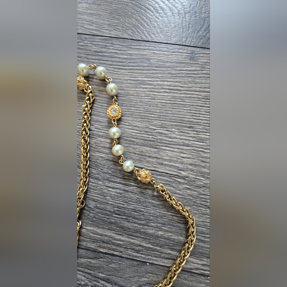 Long heavy Jcrew  gold chain pearl crystal statement necklace (3 tiered) - Picture 6 of 9